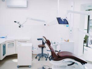 What Are the Benefits of Dental Office Cleaning Services?